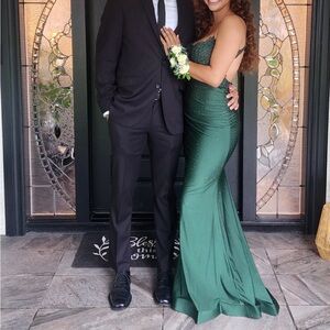 BRAND NEW EMERALD PROM DRESS